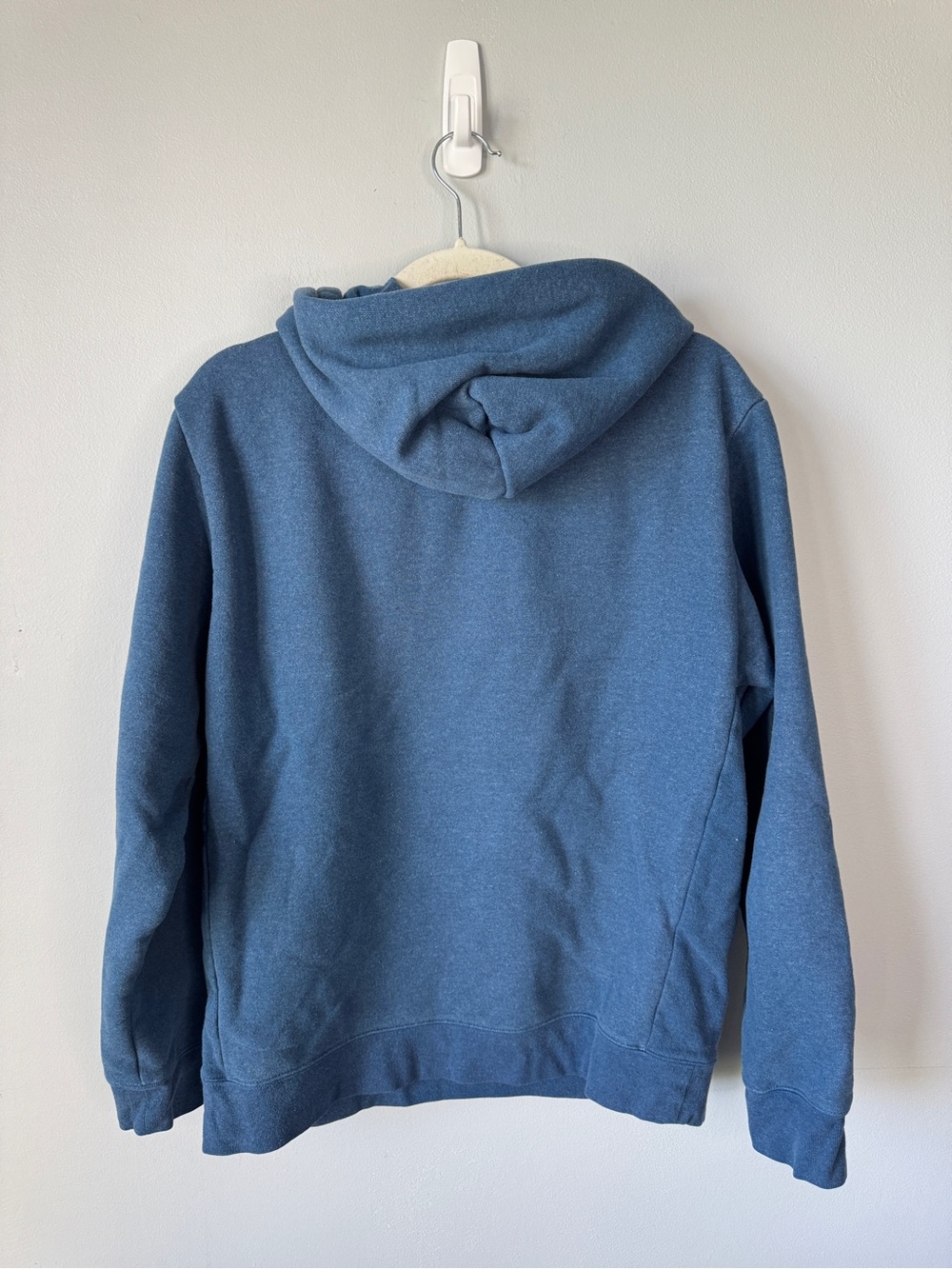 Patagonia Men's Slate Blue Hooded Sweatshirt - Picture 3 of 3